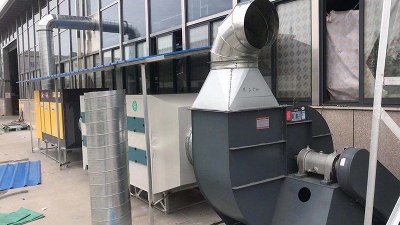 工业小型脉冲除尘器：价格背后的考量因素**
